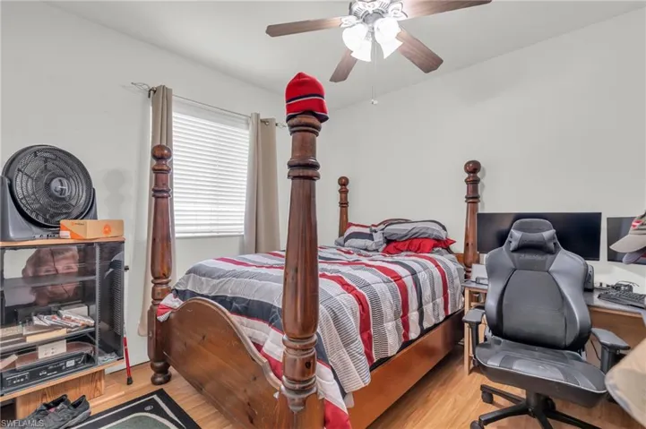 2103 Ne 5th Ter, Cape Coral, Florida 33909