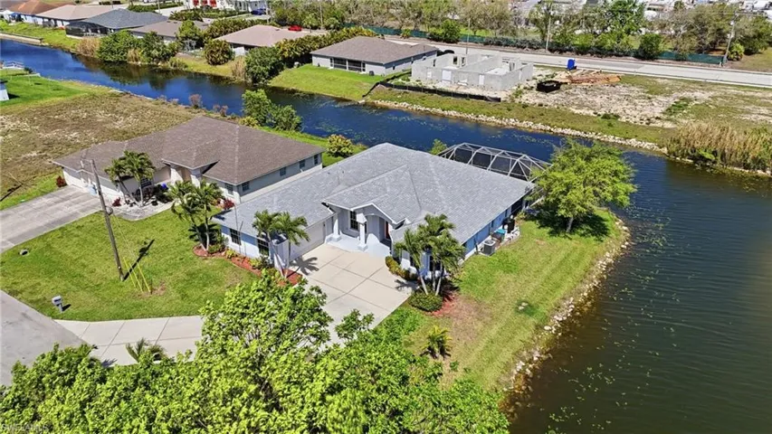 2103 Ne 5th Ter, Cape Coral, Florida 33909