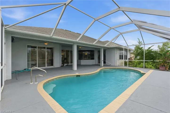 2103 Ne 5th Ter, Cape Coral, Florida 33909