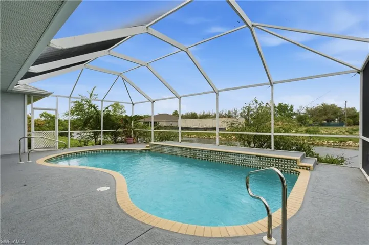 2103 Ne 5th Ter, Cape Coral, Florida 33909