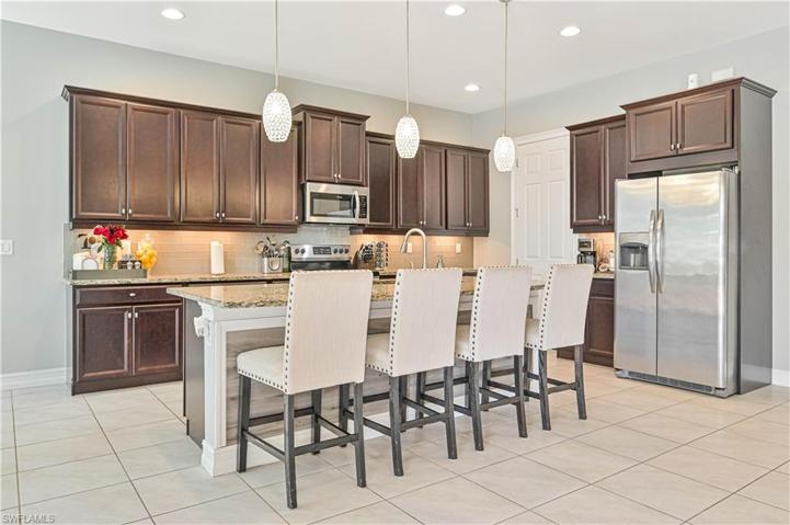 3245  Royal Gardens  AVE, Fort Myers, FL 33916