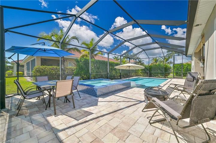 3245  Royal Gardens  AVE, Fort Myers, FL 33916