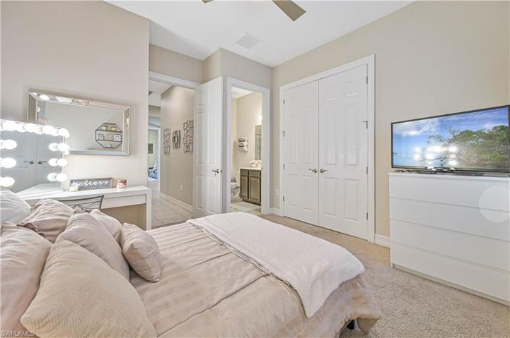 3245  Royal Gardens  AVE, Fort Myers, FL 33916
