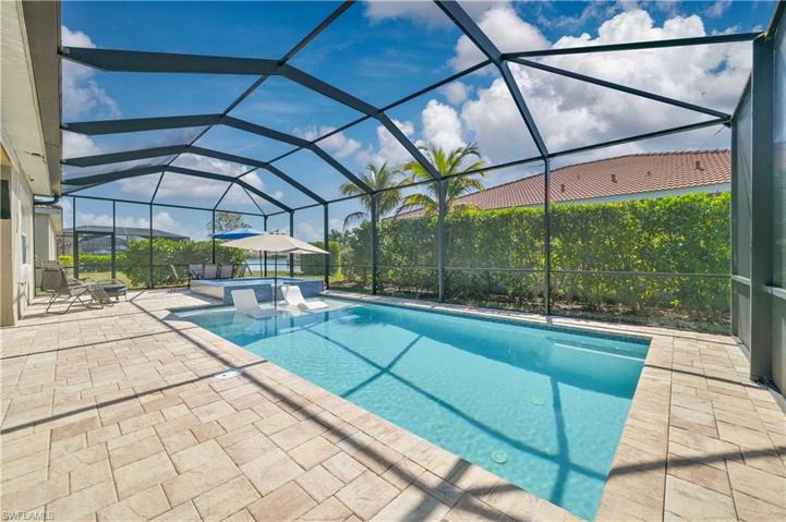 3245  Royal Gardens  AVE, Fort Myers, FL 33916