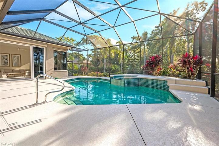 25091 Ridge Oak DR, BONITA SPRINGS FL 34134