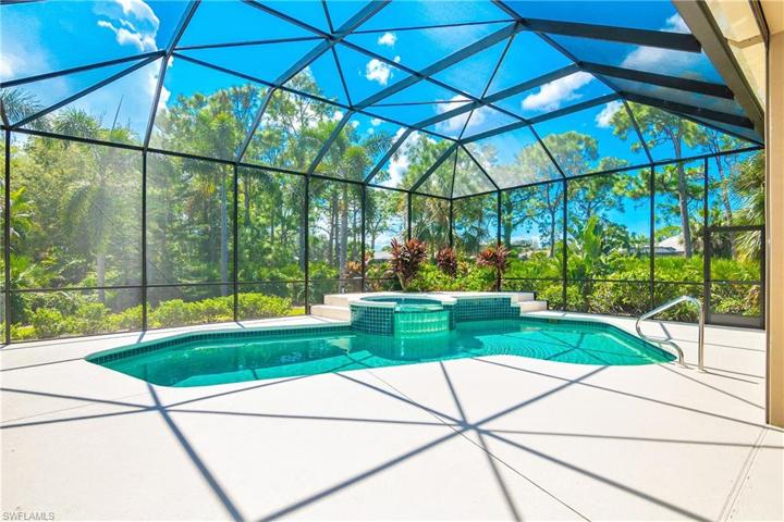 25091 Ridge Oak DR, BONITA SPRINGS FL 34134