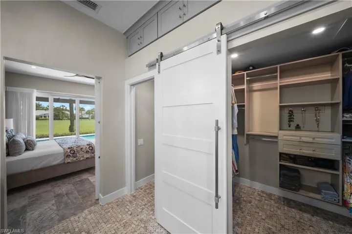 13661 Southampton Dr, Bonita Springs, Florida 34135