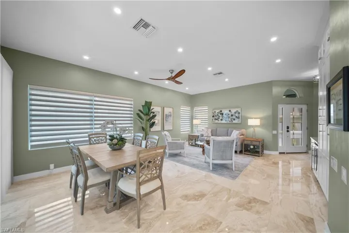 13661 Southampton Dr, Bonita Springs, Florida 34135