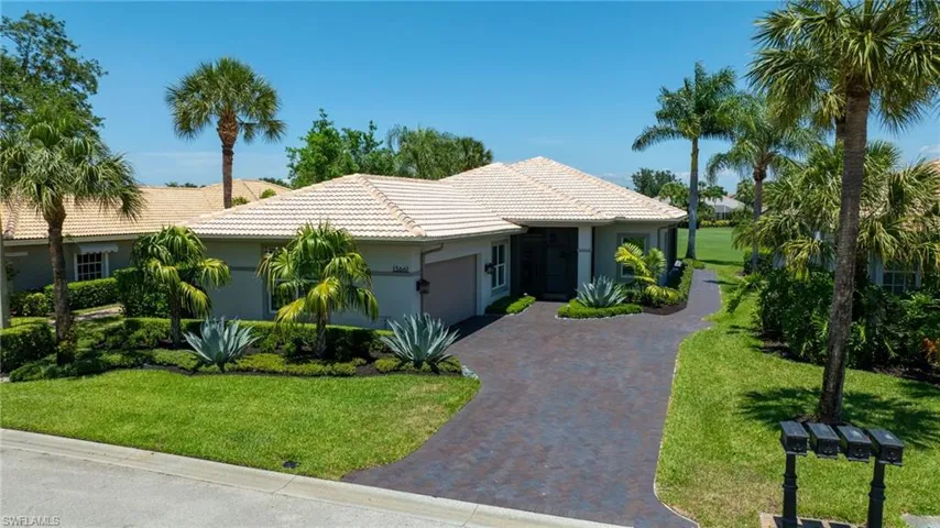 13661 Southampton Dr, Bonita Springs, Florida 34135