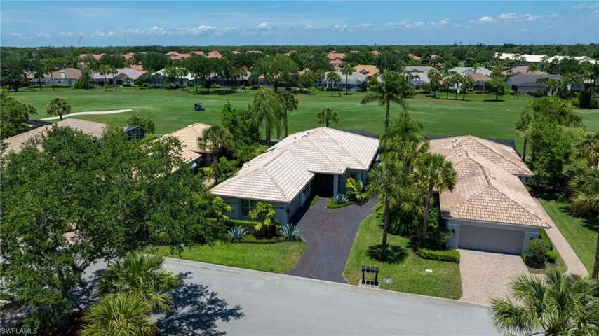 13661 Southampton Dr, Bonita Springs, Florida 34135