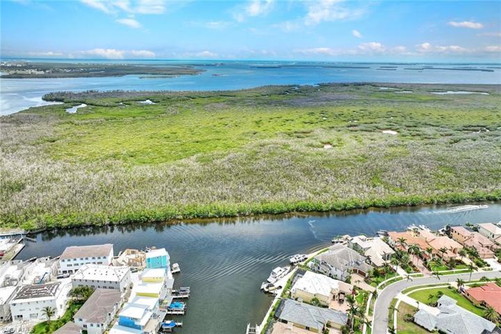 5838 Shell Cove DR, CAPE CORAL FL 33914