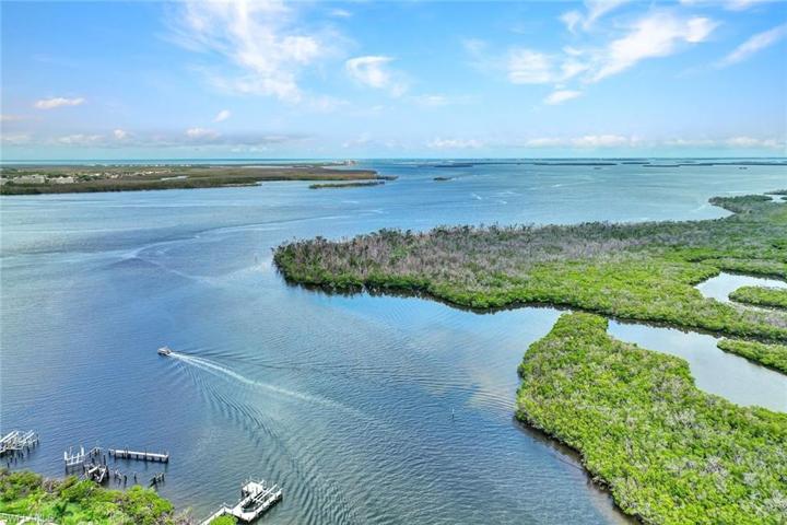 5838 Shell Cove DR, CAPE CORAL FL 33914