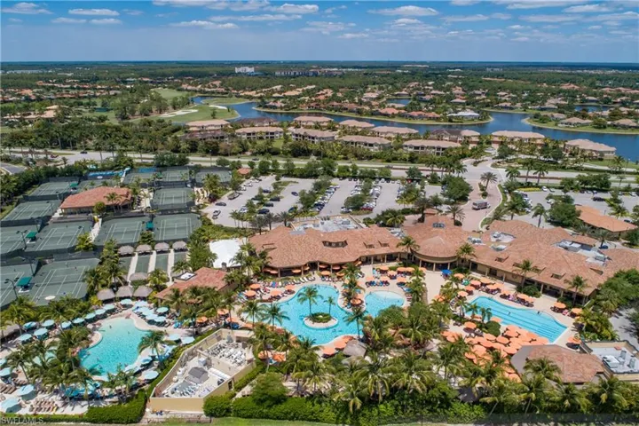 8501  Mustang  DR, Naples, FL 34113