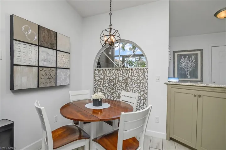 8501  Mustang  DR, Naples, FL 34113