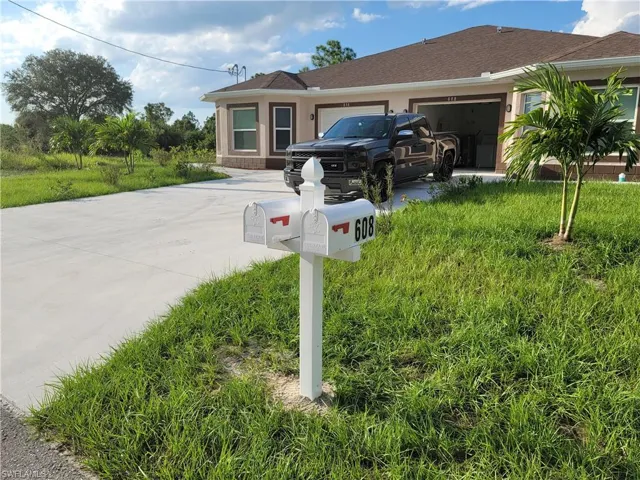 610 W 12th St, Lehigh Acres, Florida 33972