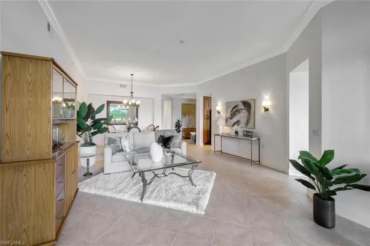 3695  Montreux  LN, Naples, FL 34114