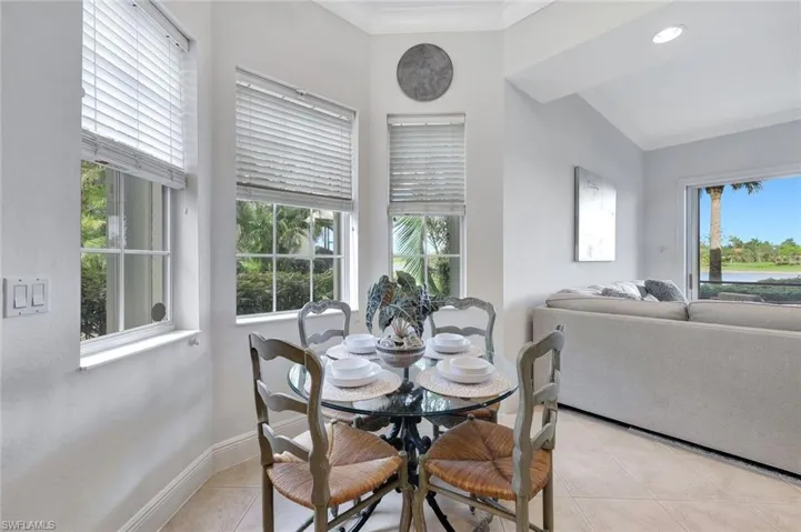 3695  Montreux  LN, Naples, FL 34114