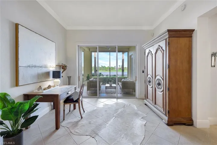 3695  Montreux  LN, Naples, FL 34114