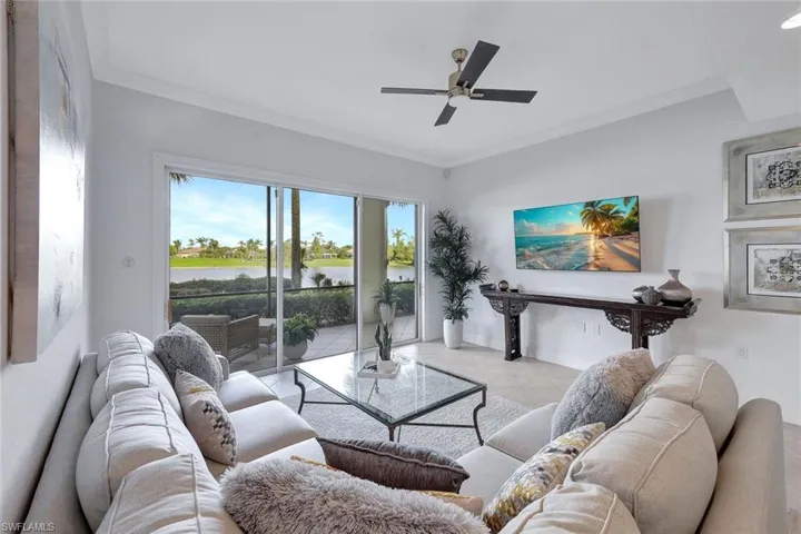 3695  Montreux  LN, Naples, FL 34114