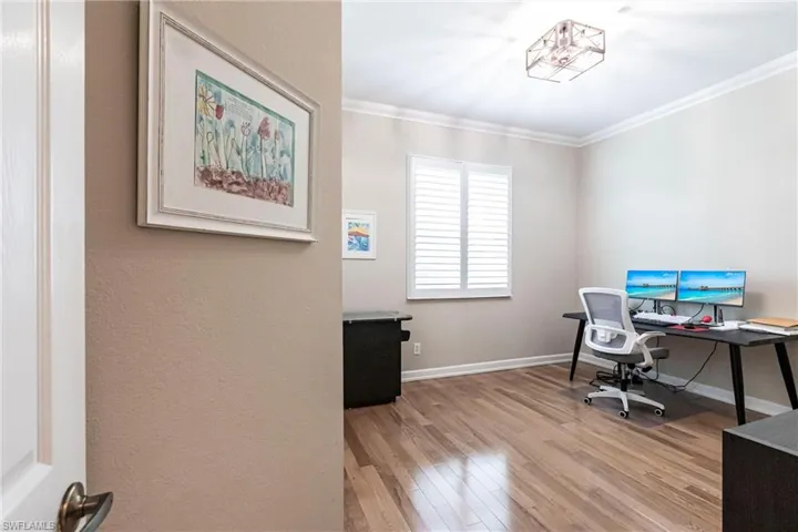 873  Grand Rapids  BLVD, Naples, FL 34120