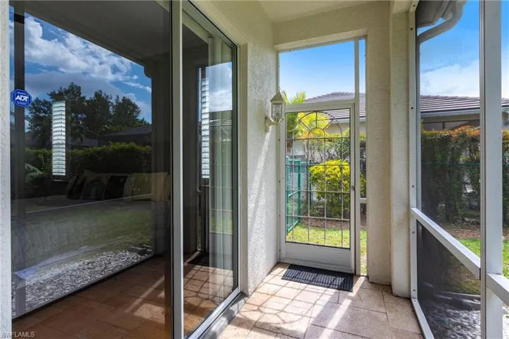 873  Grand Rapids  BLVD, Naples, FL 34120
