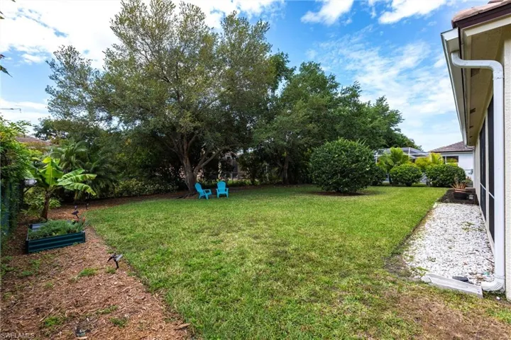 873  Grand Rapids  BLVD, Naples, FL 34120