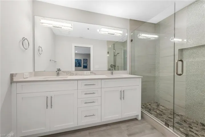 569 Park Shore Dr G5, Naples, Florida 34103