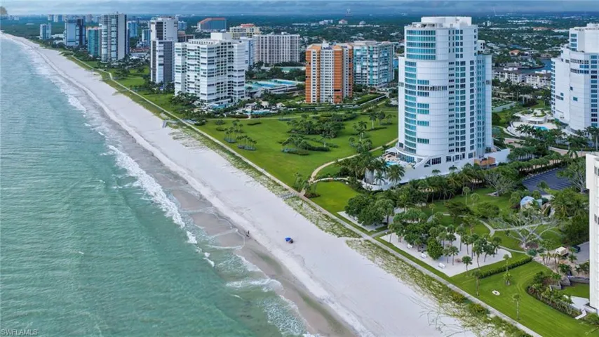 569 Park Shore Dr G5, Naples, Florida 34103