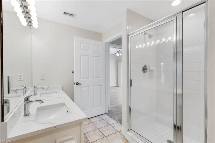 7975  Preserve  CIR, Naples, FL 34119