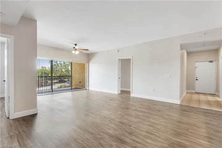 7975  Preserve  CIR, Naples, FL 34119