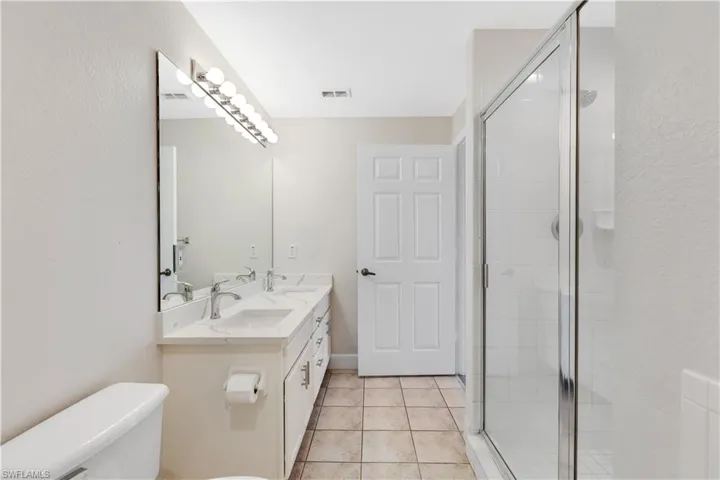 7975  Preserve  CIR, Naples, FL 34119