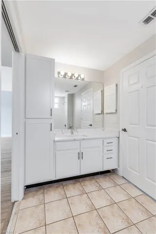 7975  Preserve  CIR, Naples, FL 34119