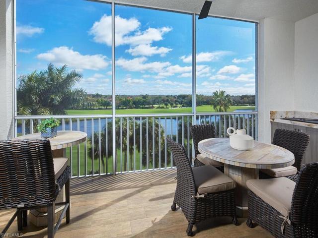 Enclosed Lanai Featuring Lake View