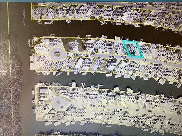 Aerial view showing quick boating access to main canal.