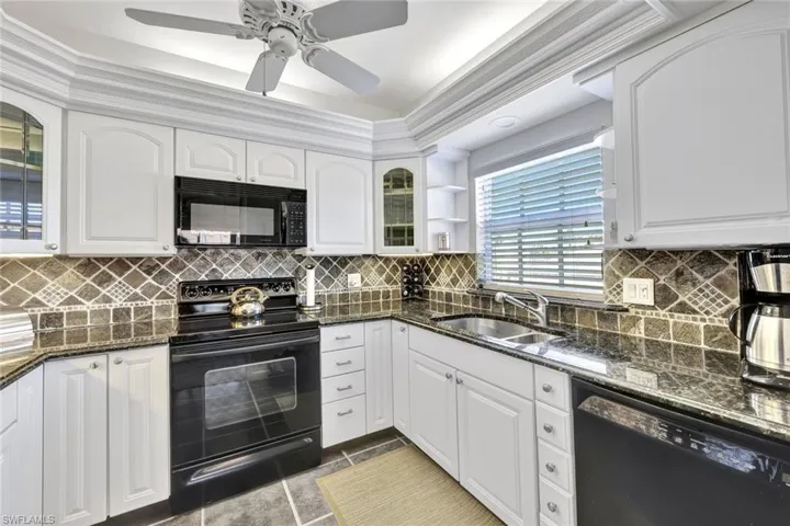 666 3rd St S # 304, Naples Fl 34102