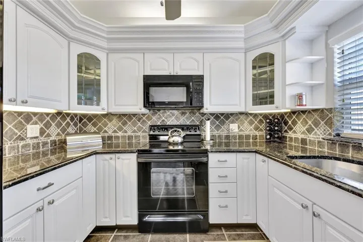 666 3rd St S # 304, Naples Fl 34102