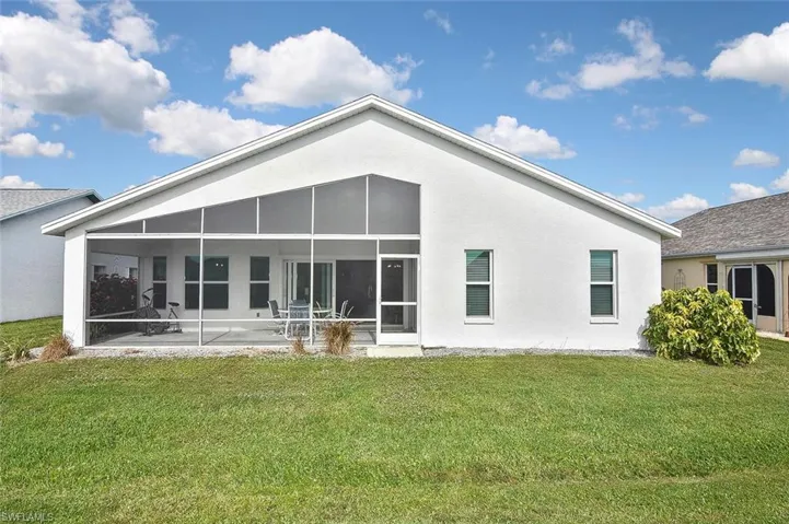 17847  Acacia  DR, North Fort Myers, FL 33917