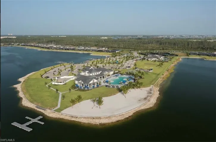 Community Clubhouse, Private Beach, Boat Dock & Ramp (great for boating, jet skiing, & fishing!