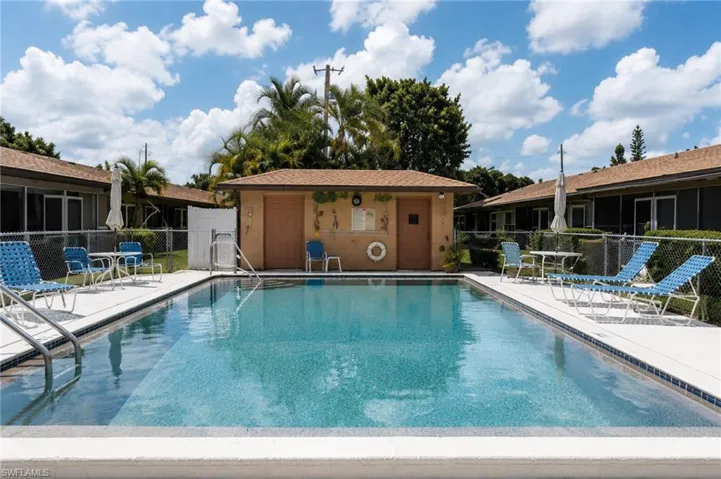 4619 Se 5th Pl 6, Cape Coral, Florida 33904