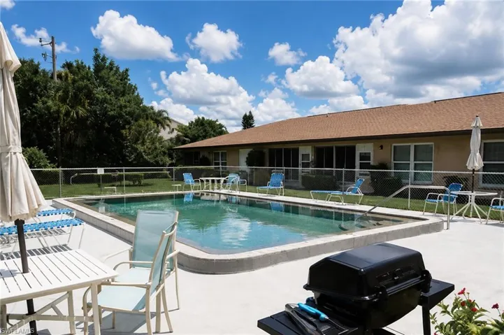 4619 Se 5th Pl 6, Cape Coral, Florida 33904