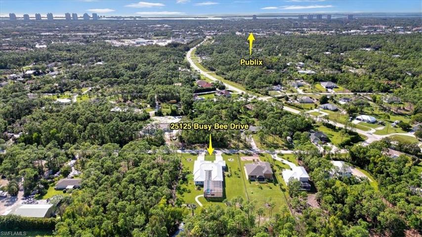 Terrific Location! 15 Minutes to Bonita Beach