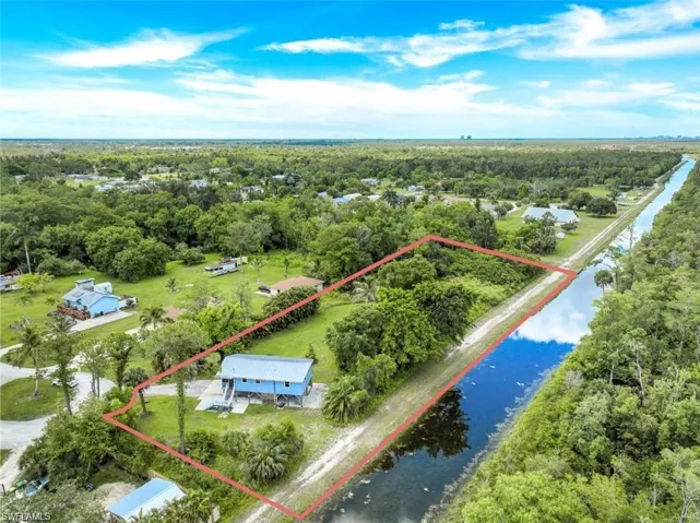 5202 Cypress Ln, Naples, Florida 34113