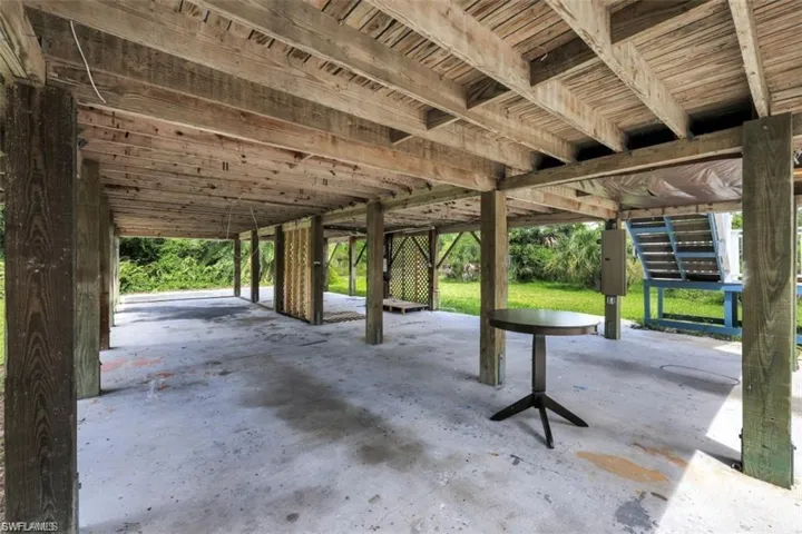 5202 Cypress Ln, Naples, Florida 34113