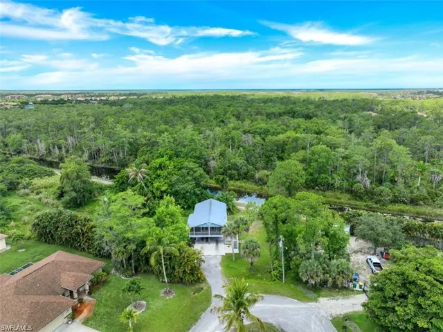 5202 Cypress Ln, Naples, Florida 34113