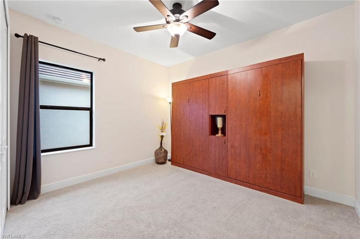 3rd Guest bedroom with Twin Murphy beds