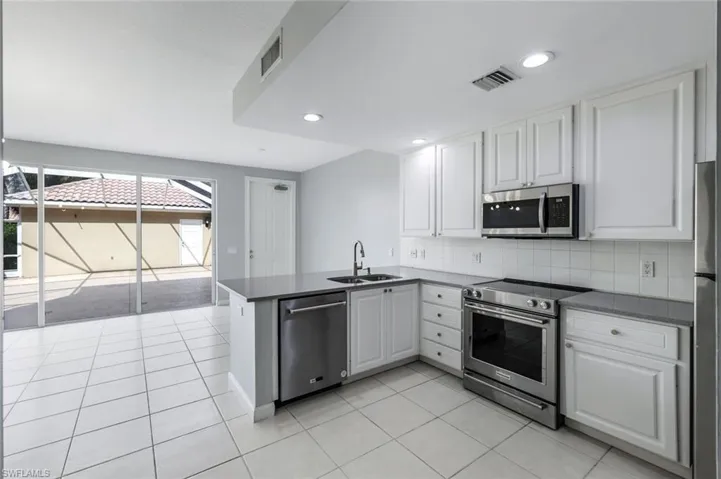 3462  Bravada  WAY, Naples, FL 34119