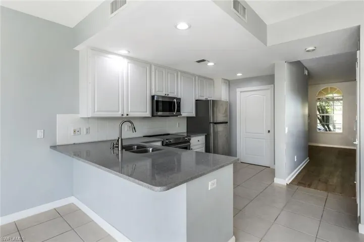 3462  Bravada  WAY, Naples, FL 34119