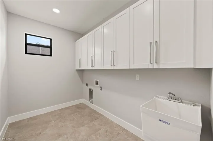503 Sw 26th Ave, Cape Coral, Florida 33991