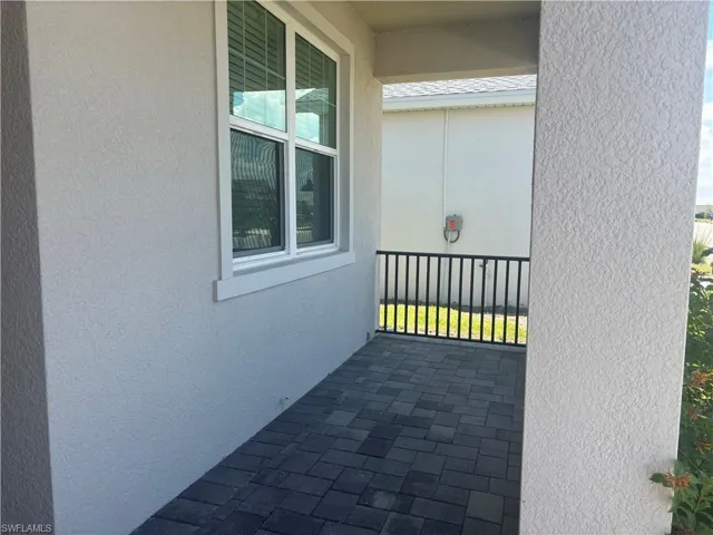 Covered Front porch