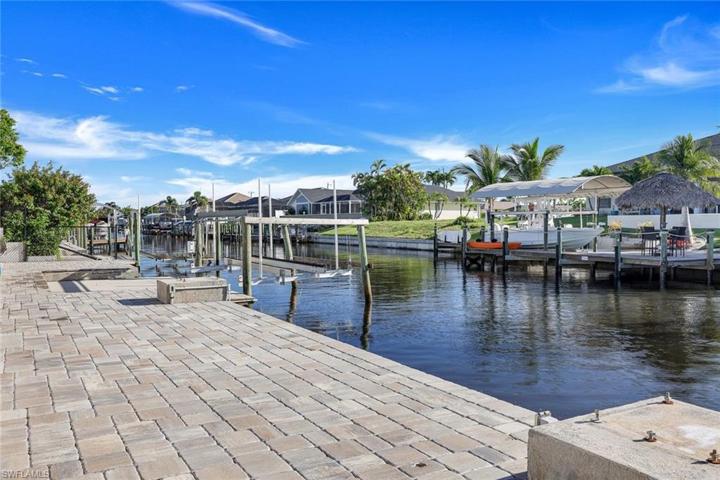 Dock - Lift Needs Repair